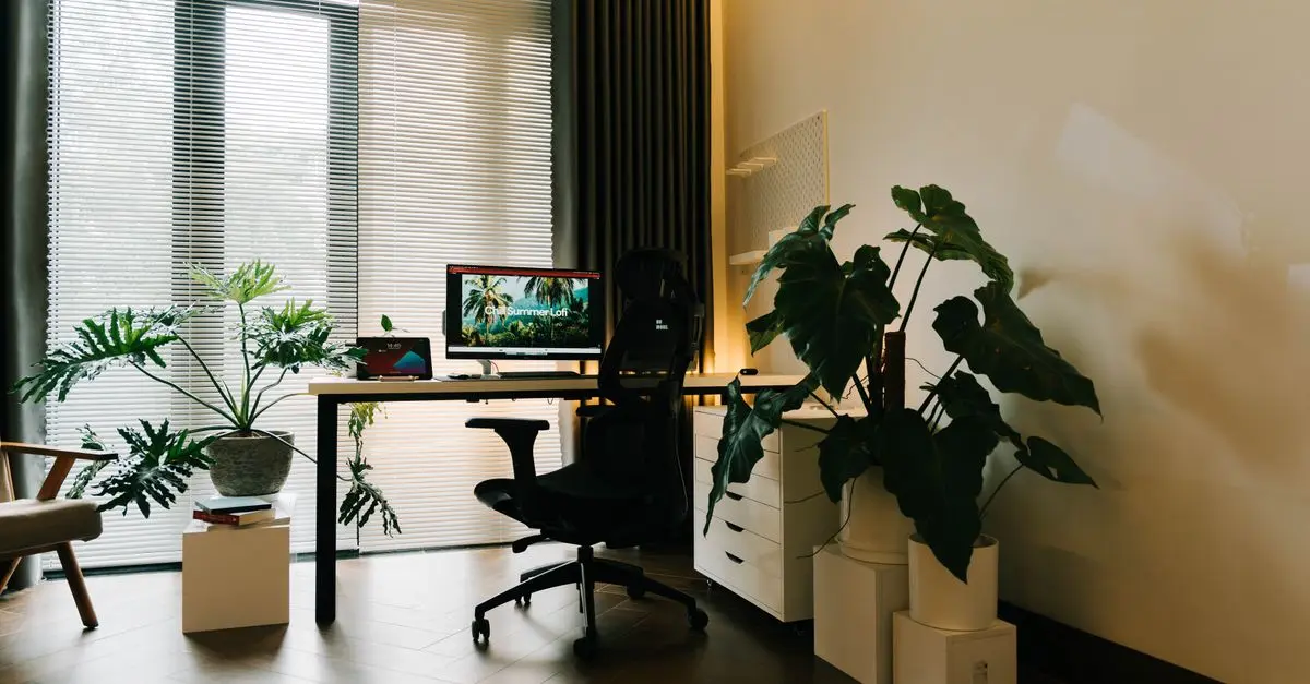 10 Tips for Creating a Stylish and Functional Home Office