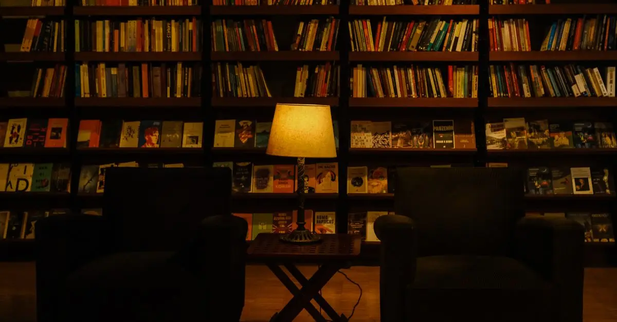 10 Essential Tips for Creating a Cozy Reading Nook
