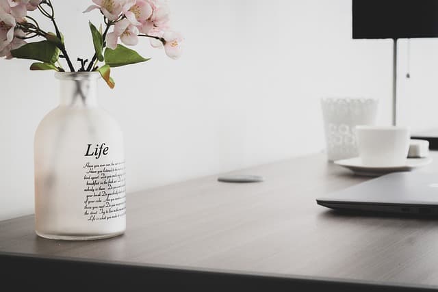 How to Embrace Minimalist Decor in Your Home